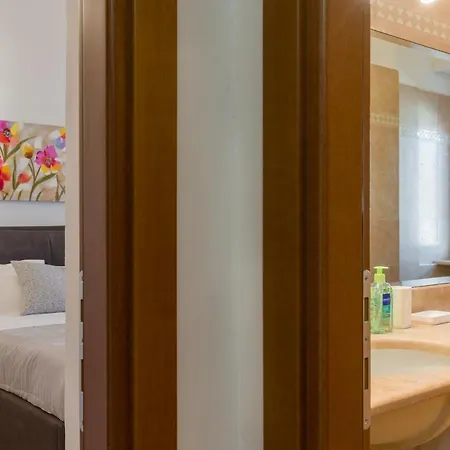 Suite Marco In Centro Citta Verona Exterior photo